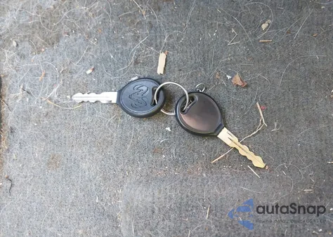 2006 Dodge Dakota Quad/St from USA, damaged, VIN 1D7HW28K06S602077